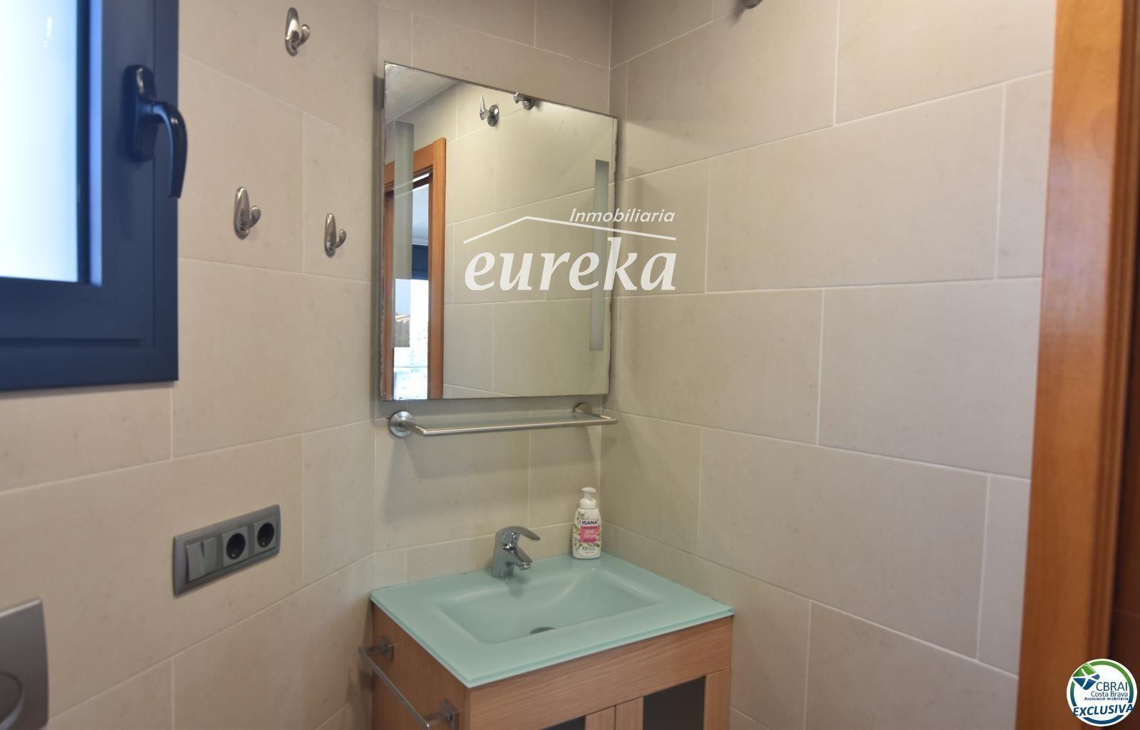 Flat for Sale in Roses