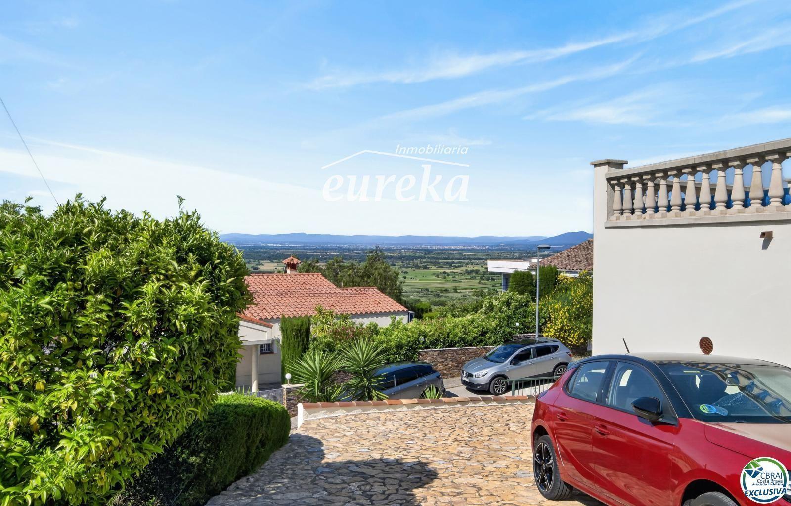 Chalet for Sale in Palau-saverdera
