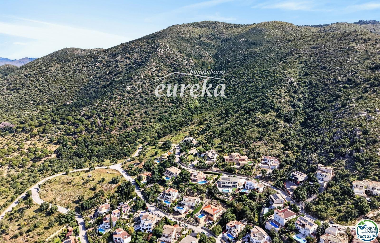Chalet for Sale in Palau-saverdera