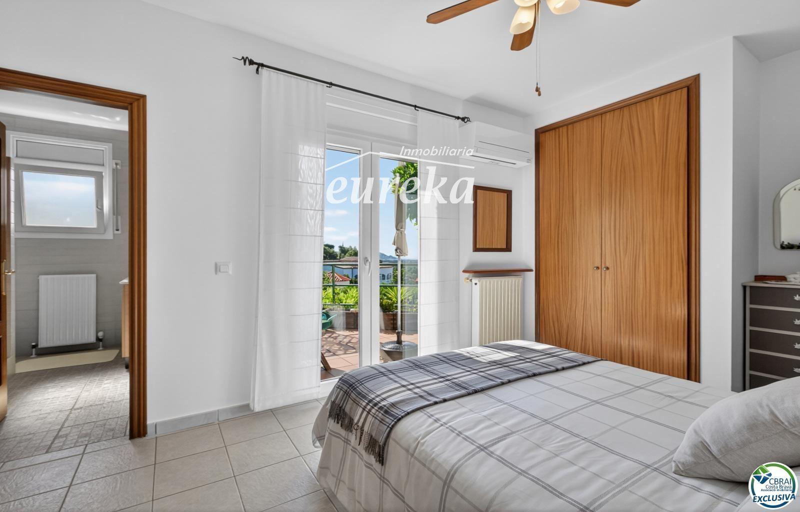 Chalet for Sale in Palau-saverdera