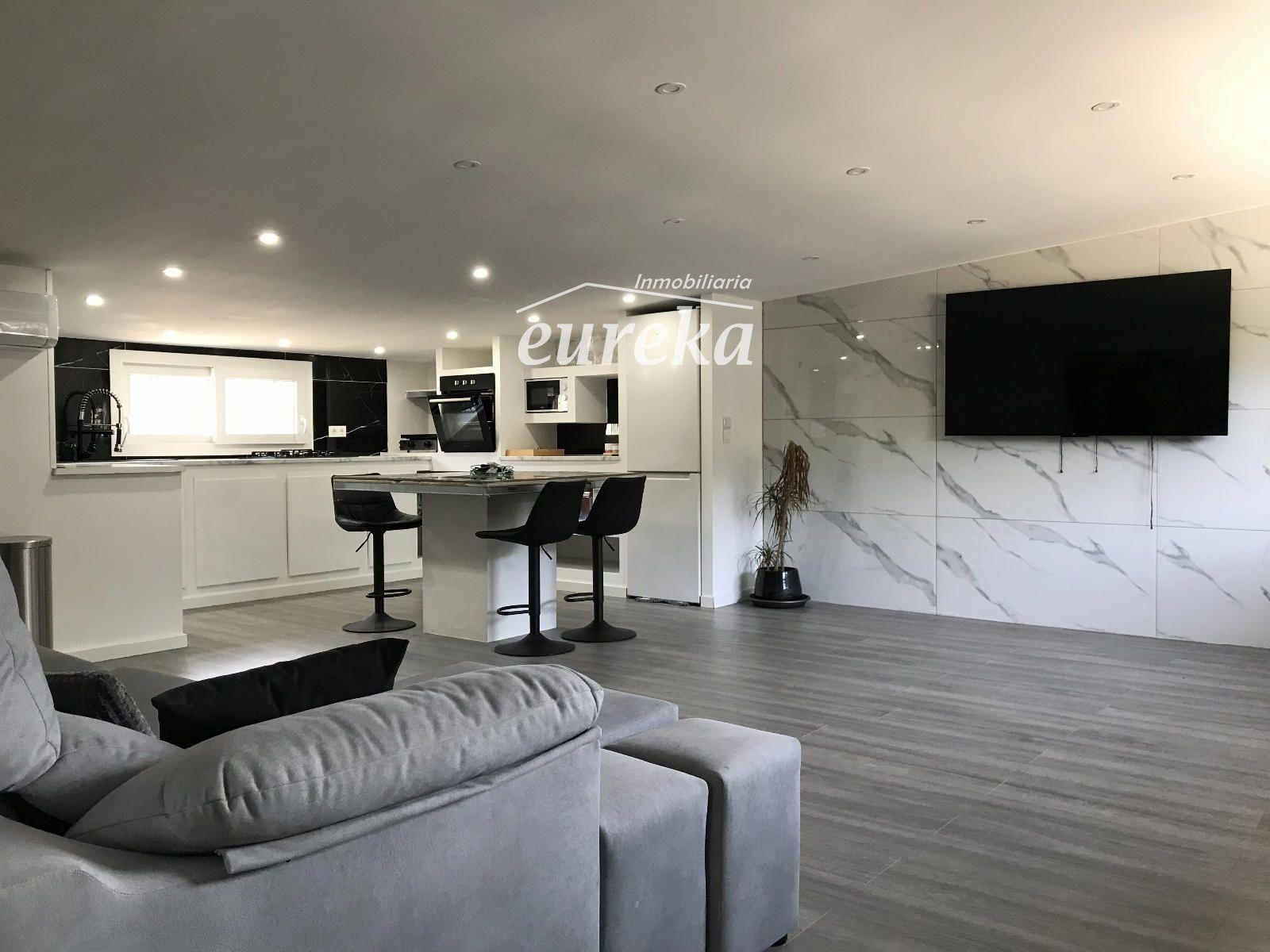 Premise for Sale in Roses