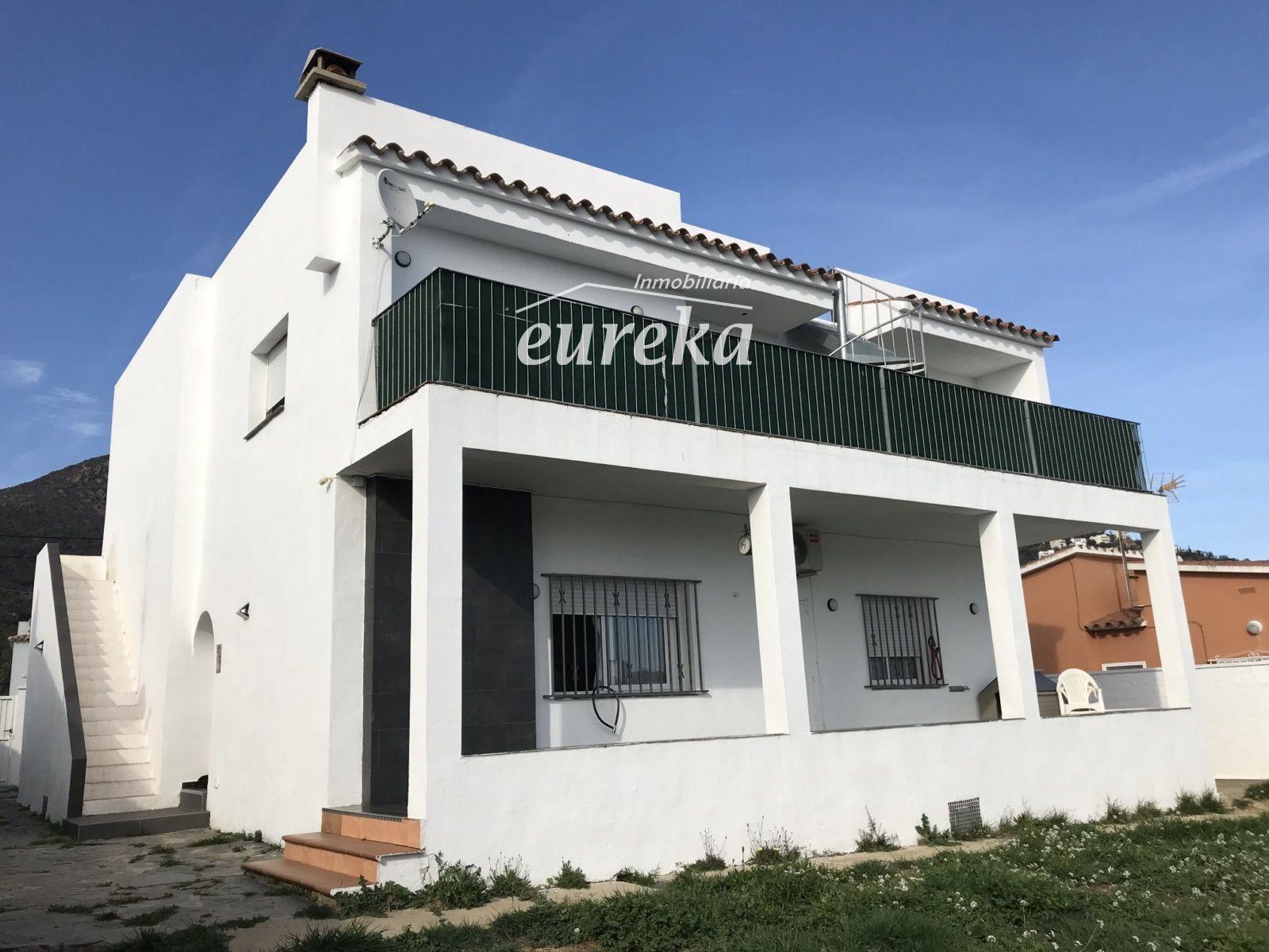 Chalet en Venta en Roses