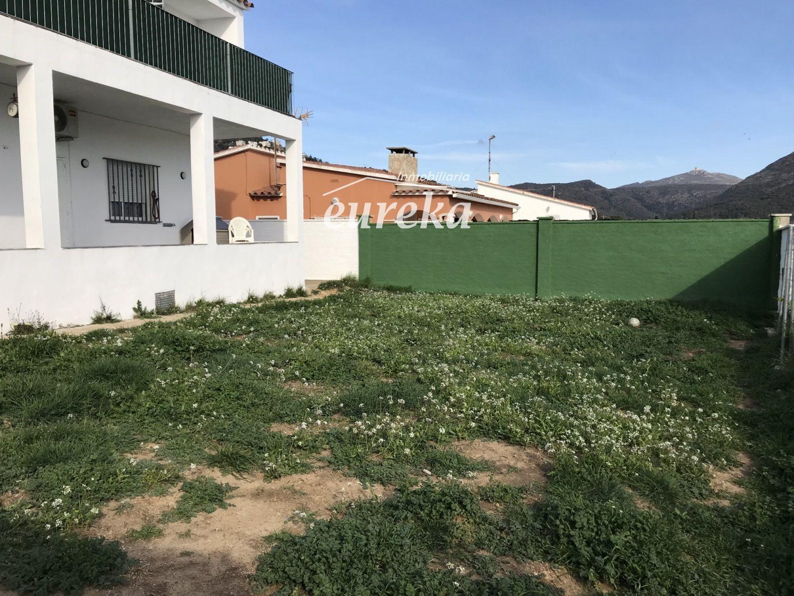 Chalet en Venta en Roses