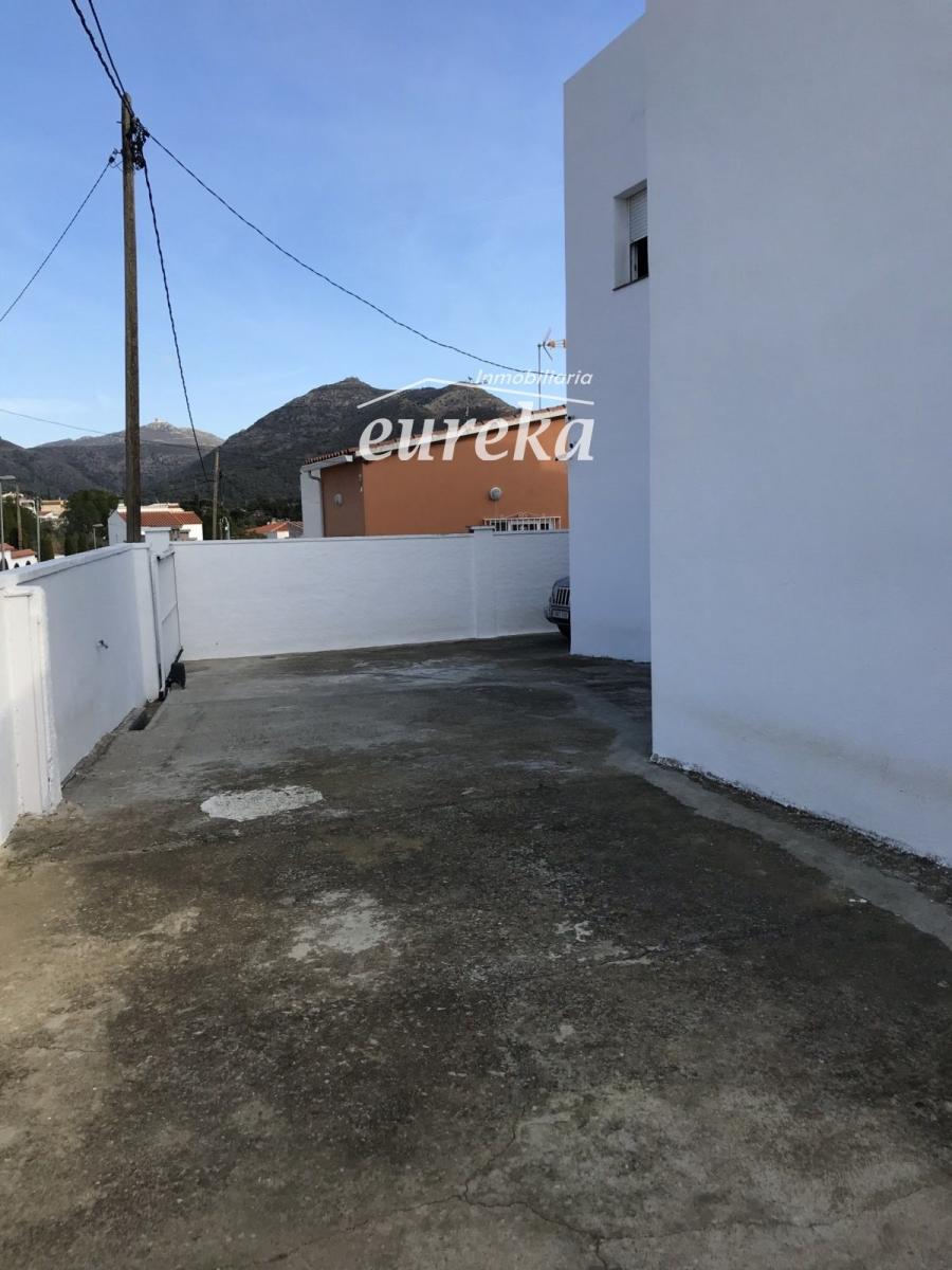 Chalet en Venta en Roses