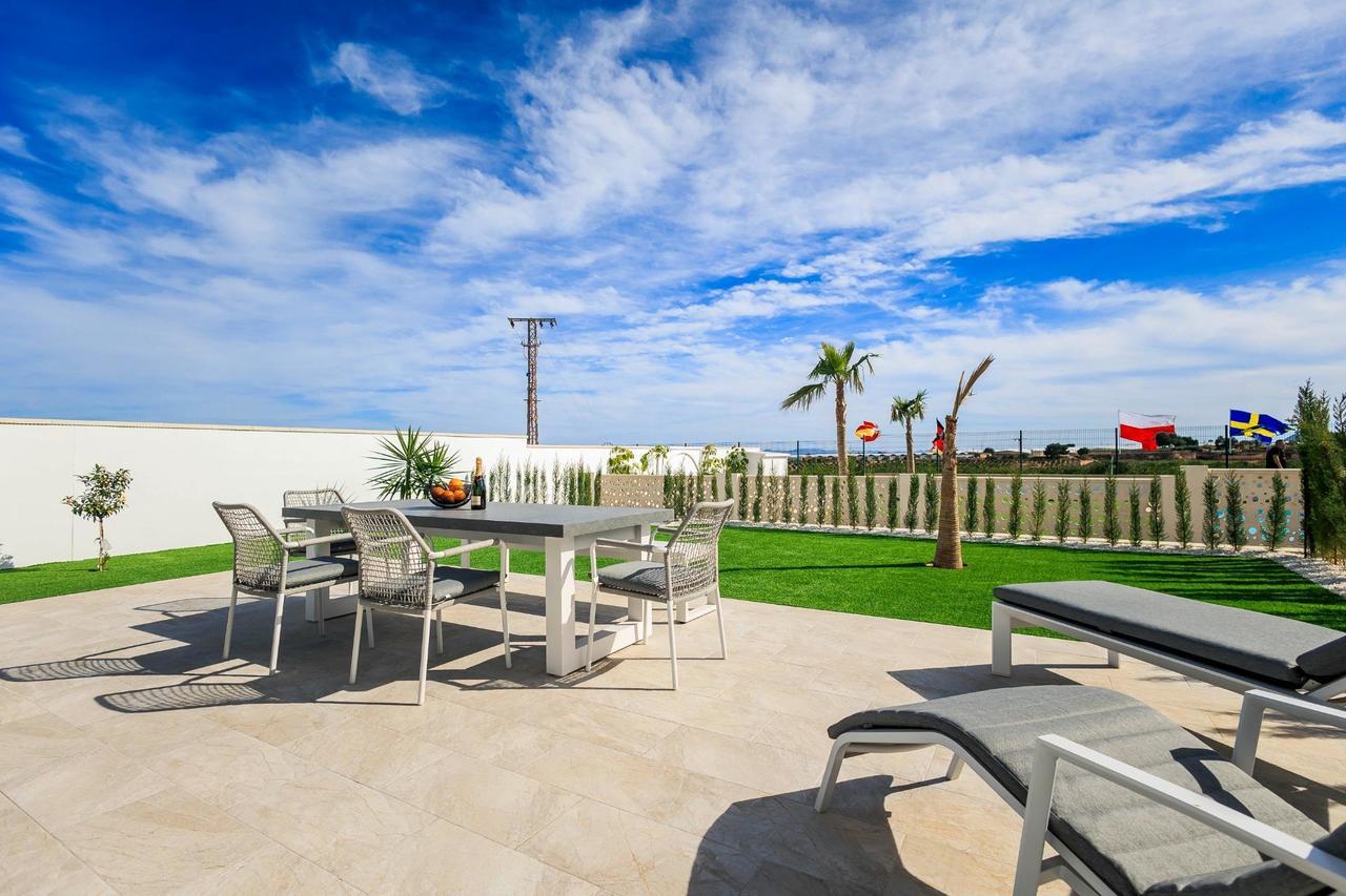 Villa en Venta en Pilar de la Horadada