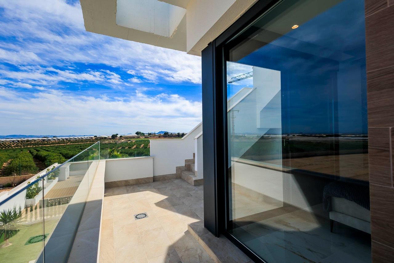 Villa en Venta en Pilar de la Horadada