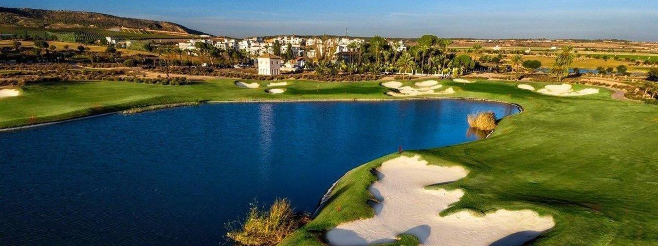 Villa for Sale in Alhama de Murcia