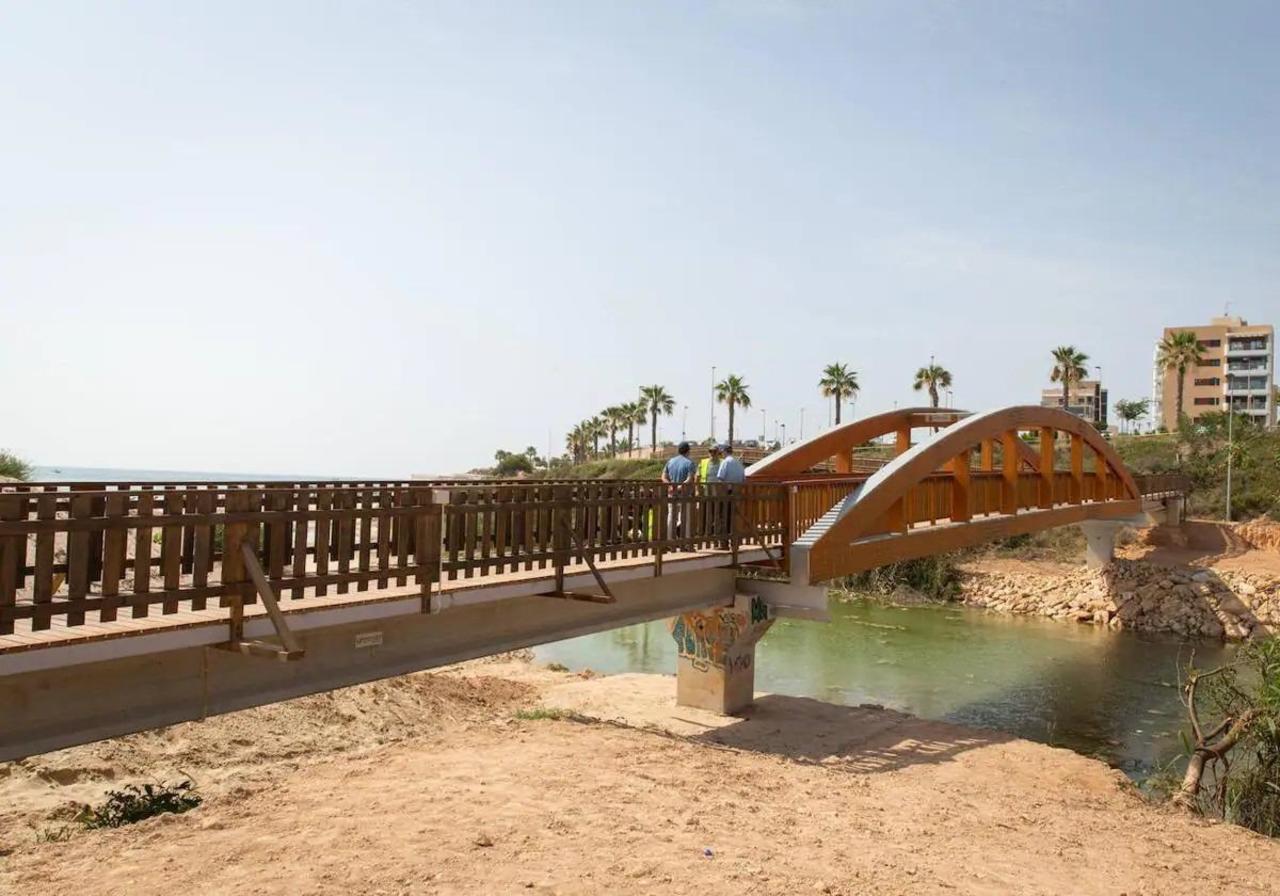 Villa en Venta en Pilar de la Horadada