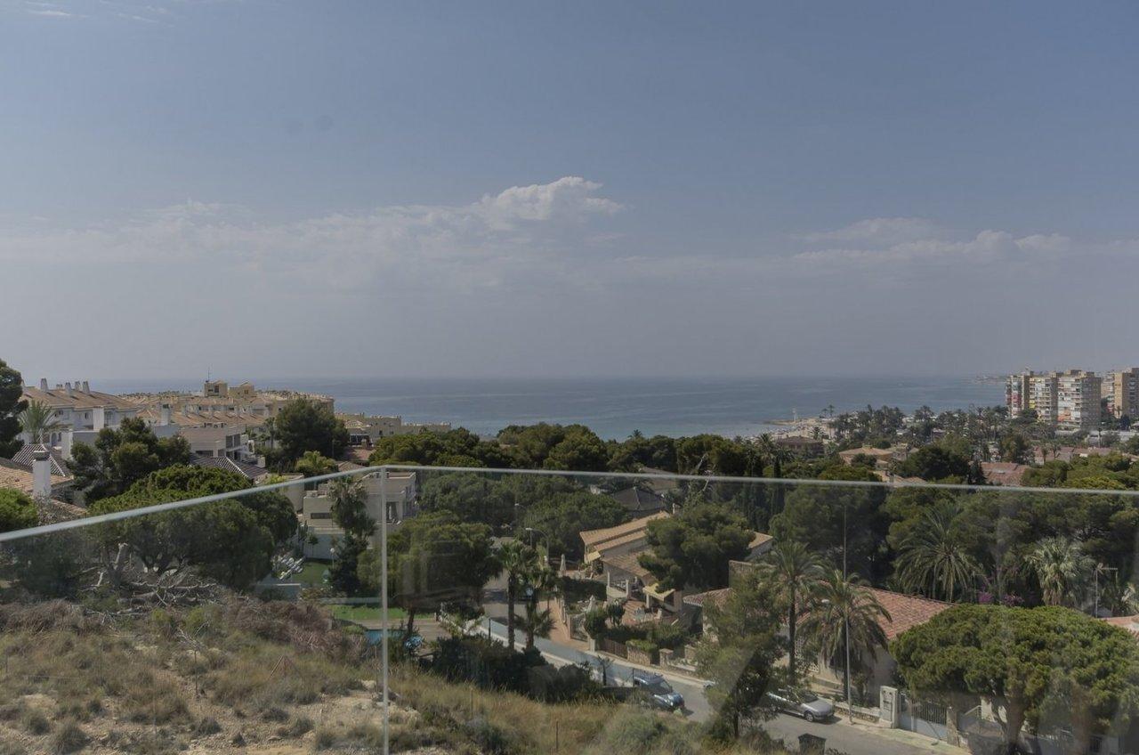 Villa en Venta en Orihuela