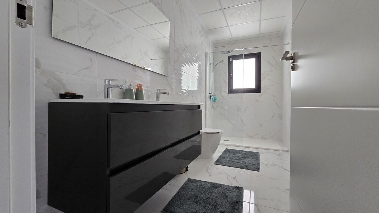 Villa en Venta en Los Montesinos