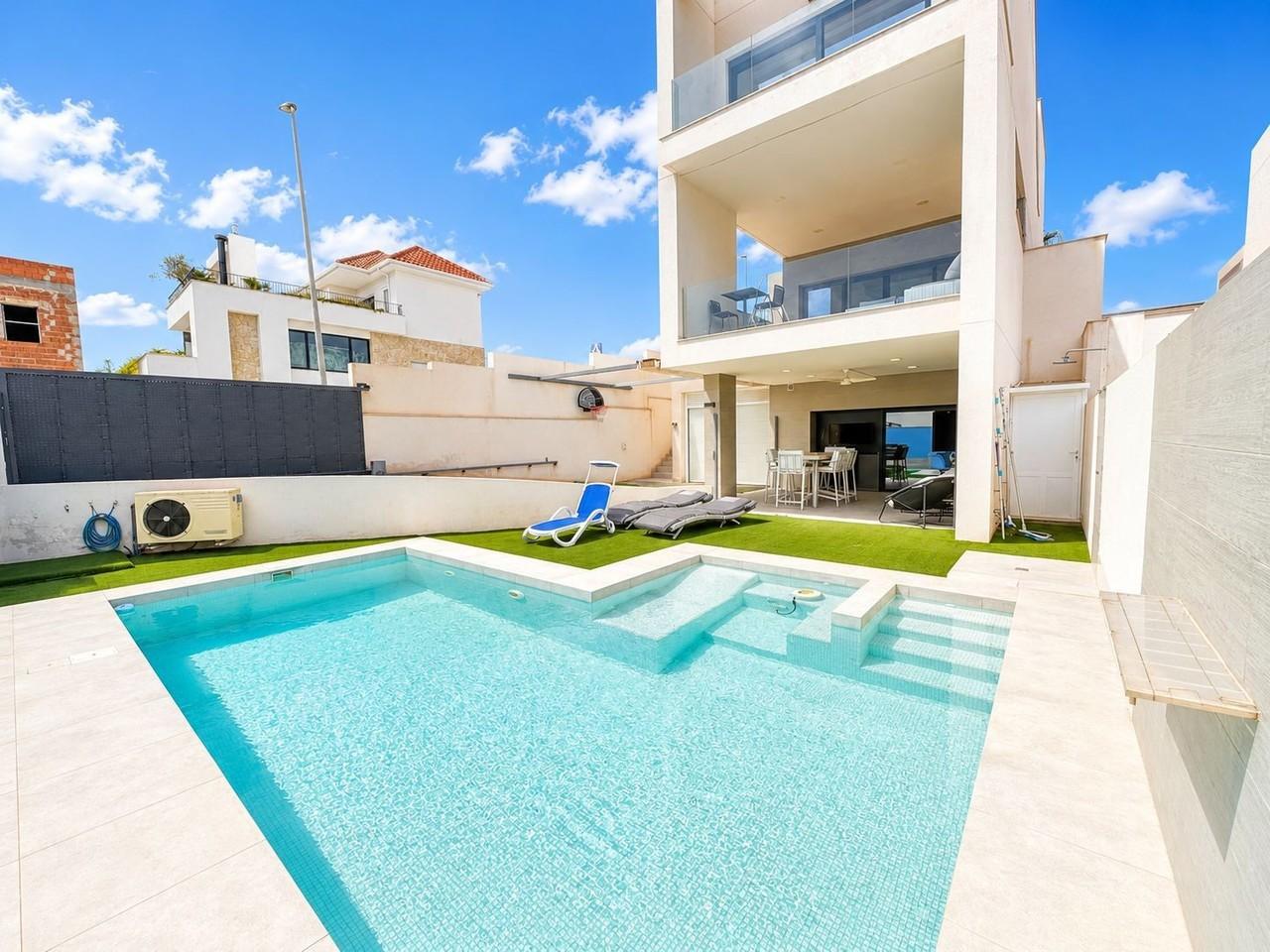 Villa en Venta en Benijófar