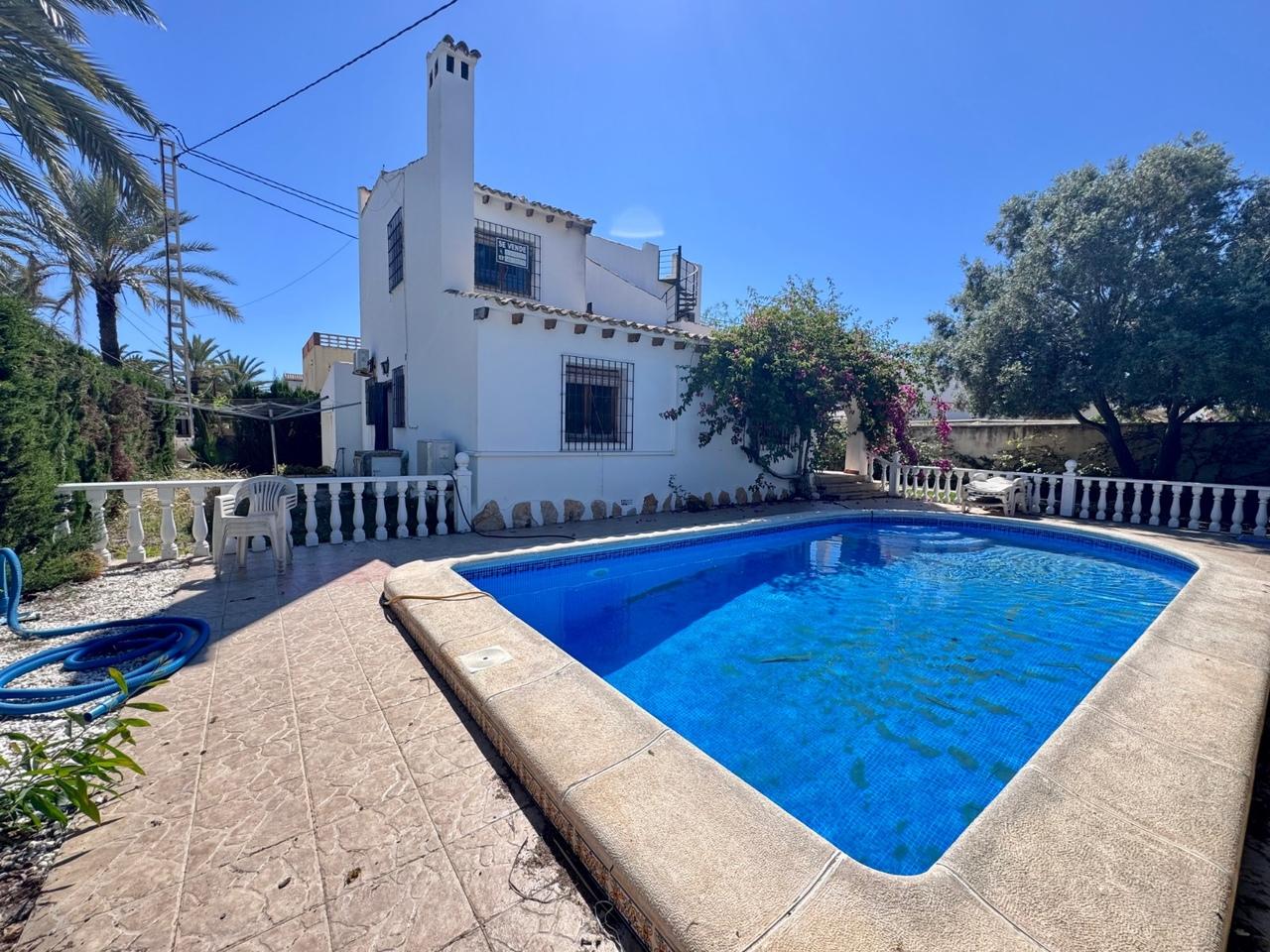 Villa en Venta en Orihuela
