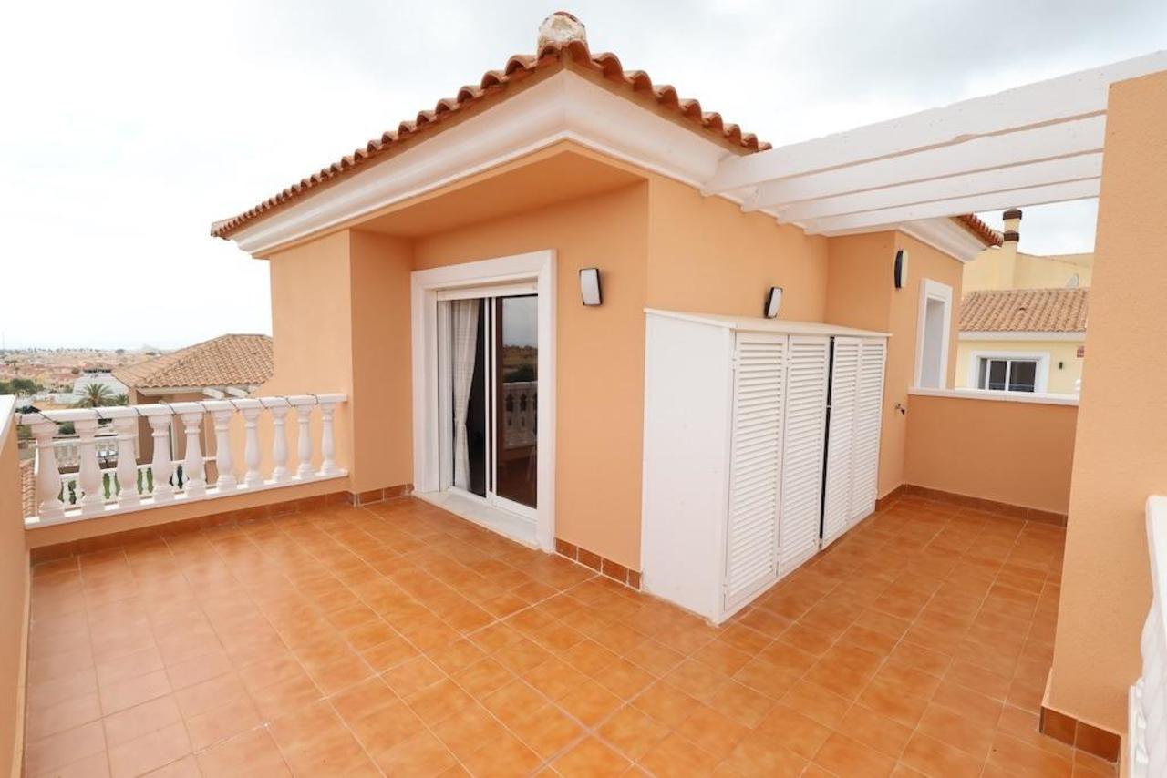 Villa for Sale in San Miguel de Salinas