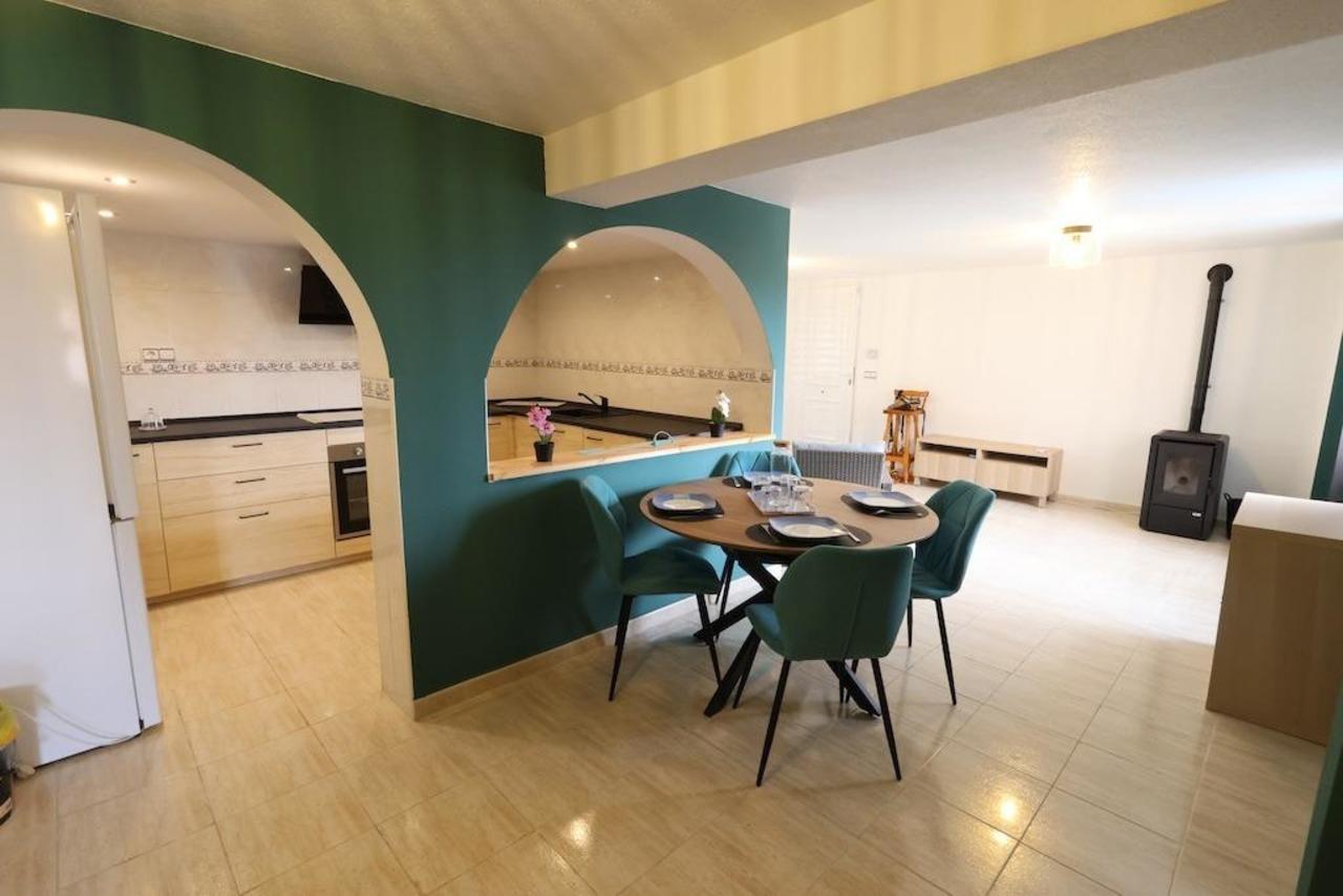 Villa for Sale in San Miguel de Salinas