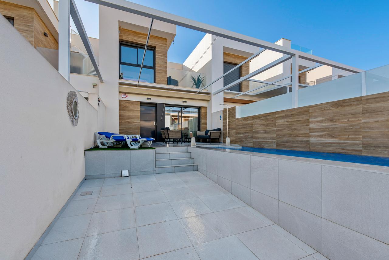 Villa en Venta en Rojales