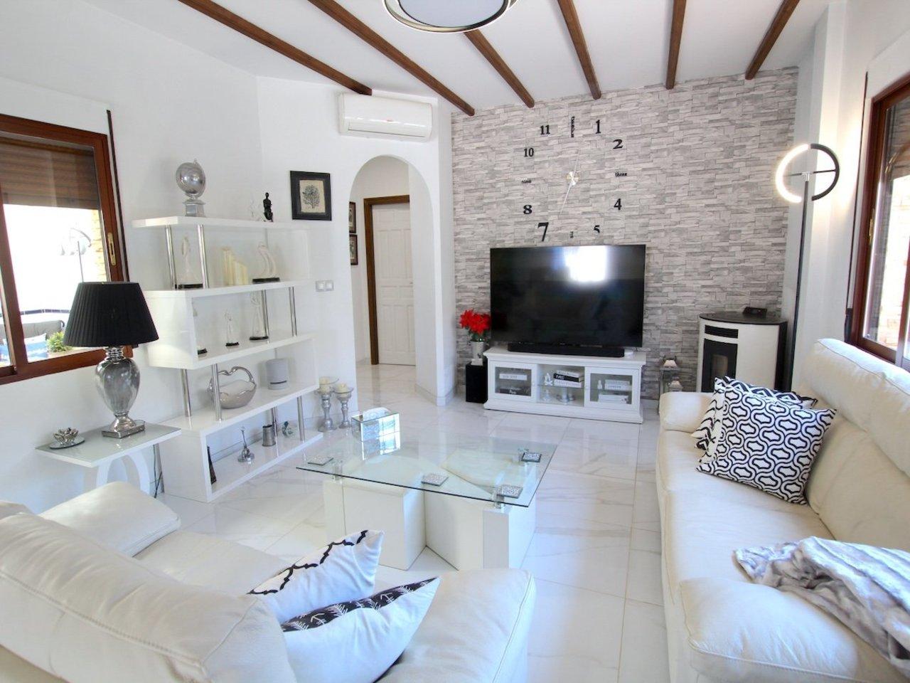 Villa for Sale in Formentera del Segura