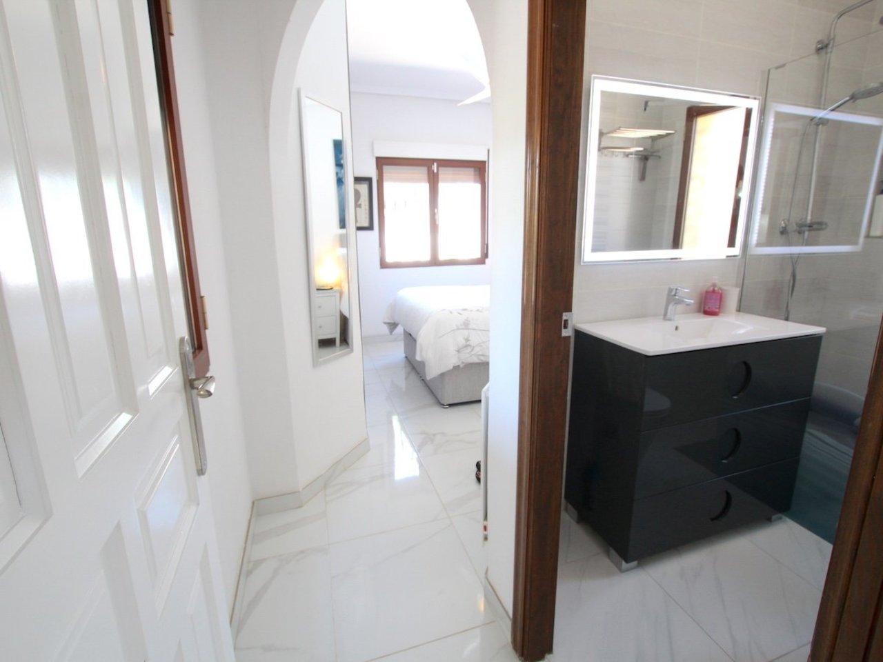 Villa for Sale in Formentera del Segura