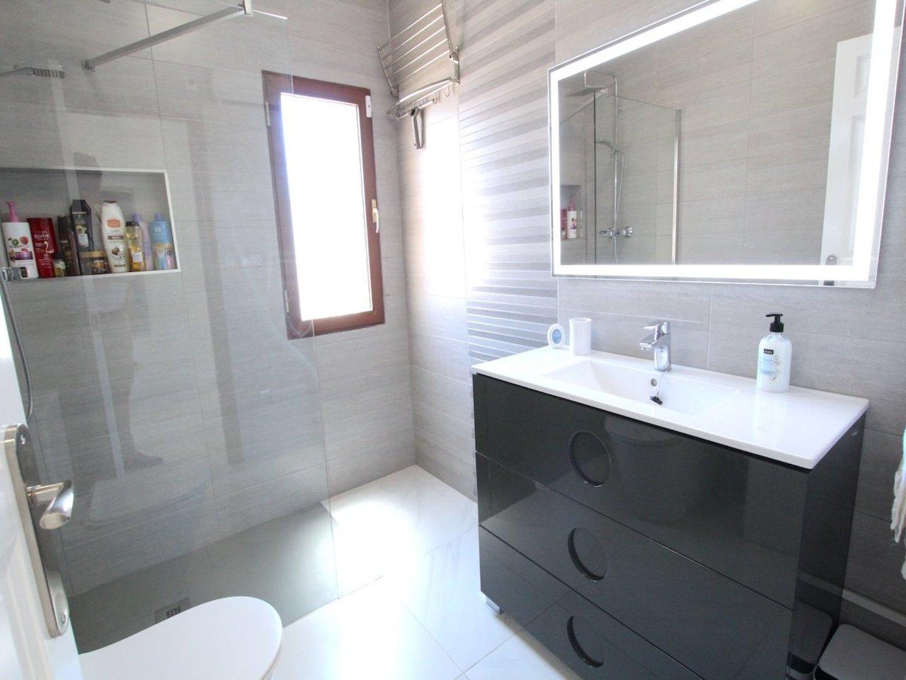 Villa for Sale in Formentera del Segura