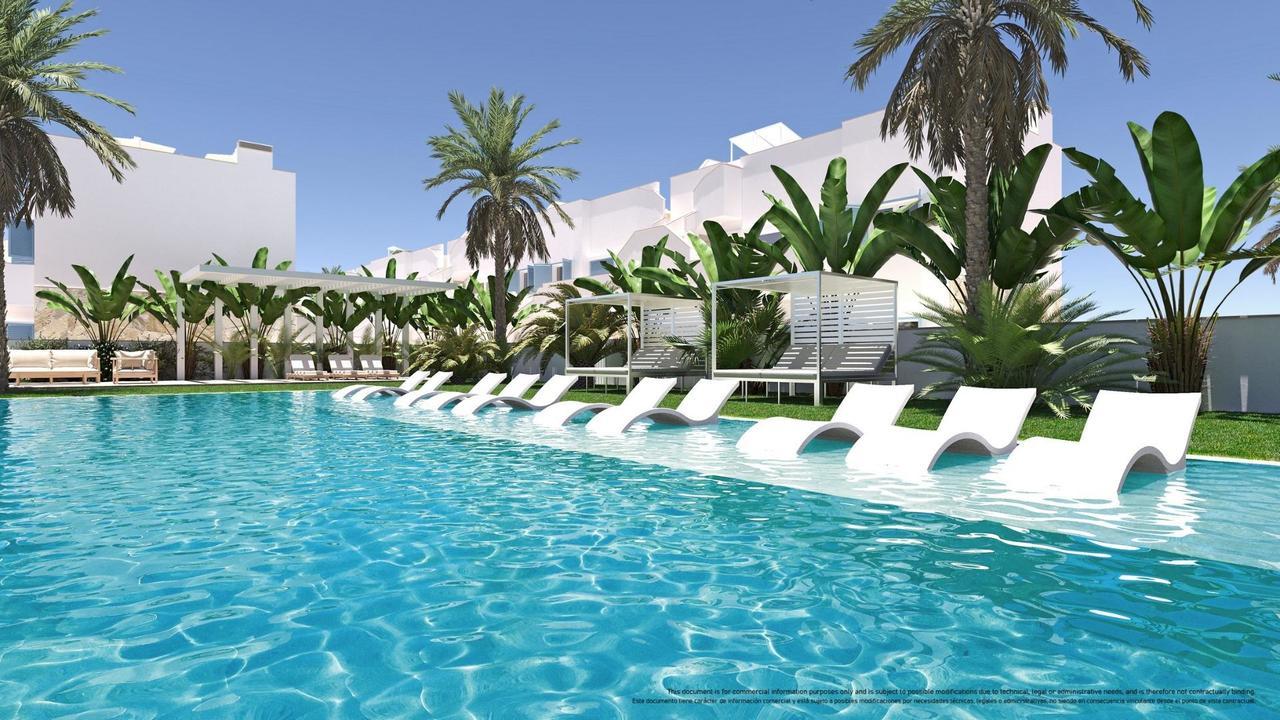 Villa en Venta en Pilar de la Horadada