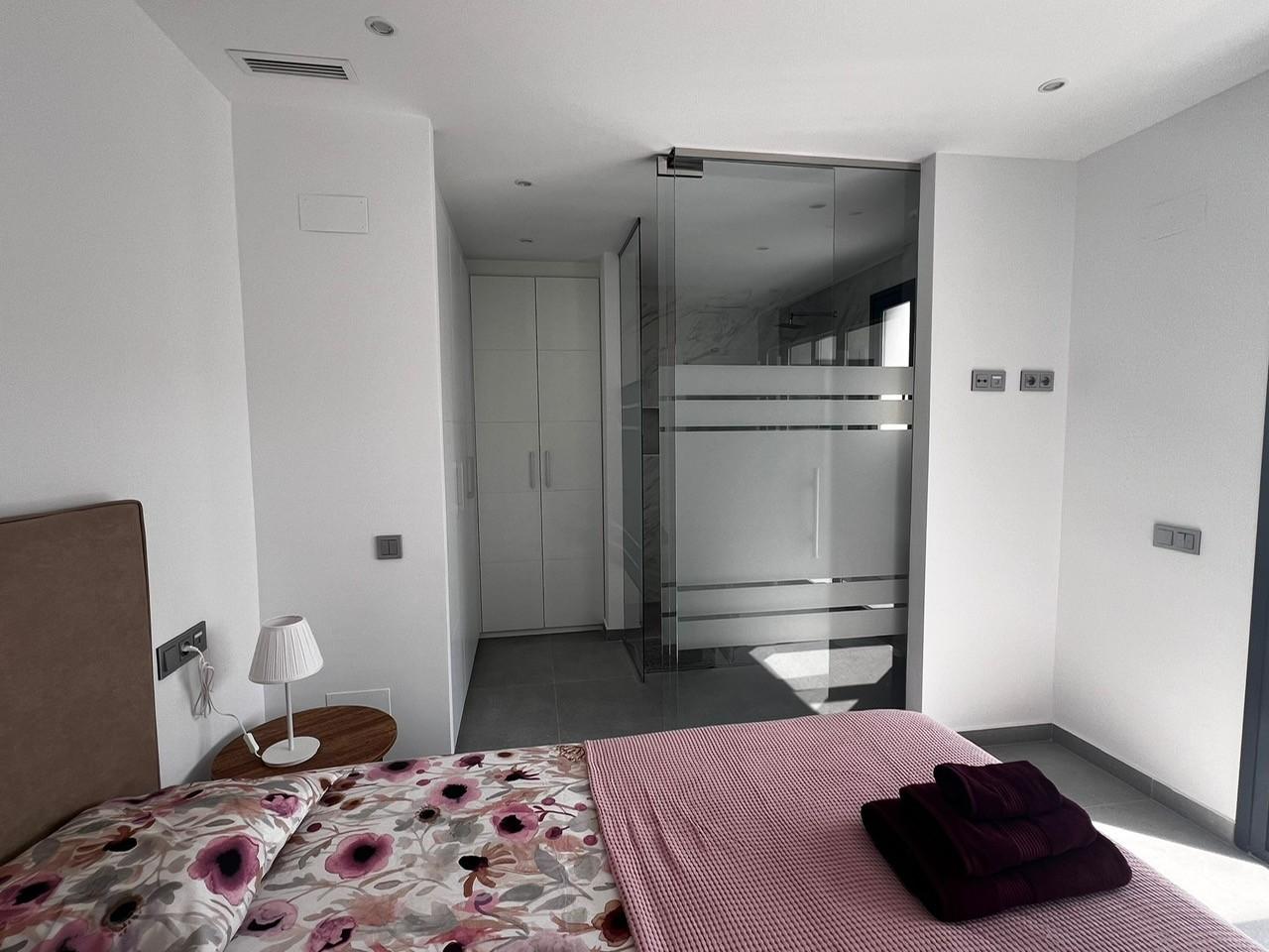 Villa for Sale in Algorfa