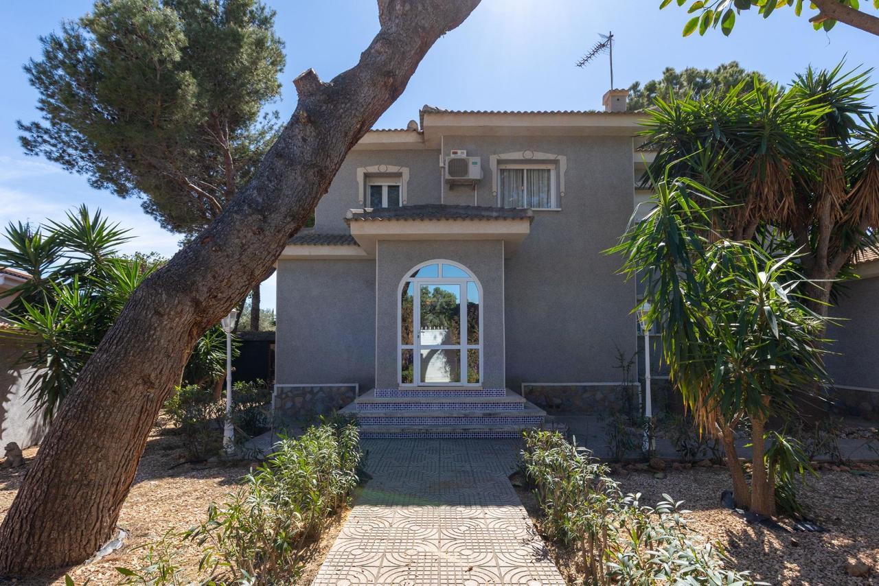 Villa en Venta en Rojales