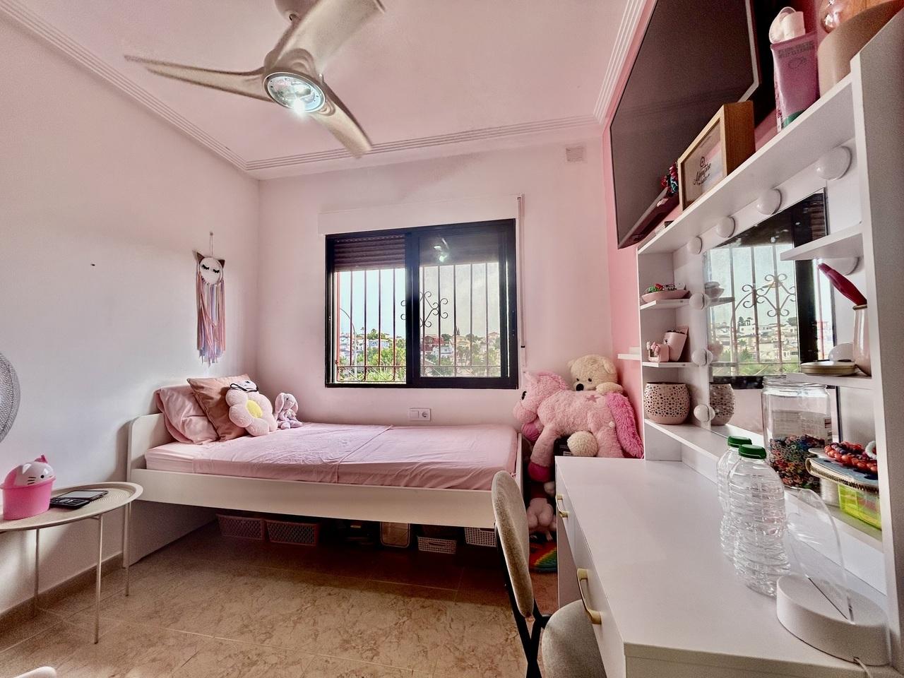 Villa en Venta en Orihuela