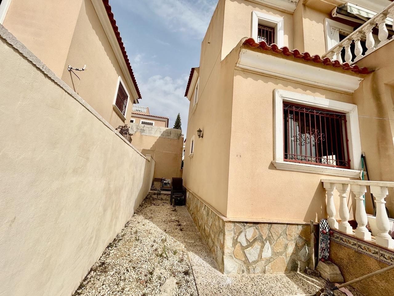 Villa en Venta en Orihuela