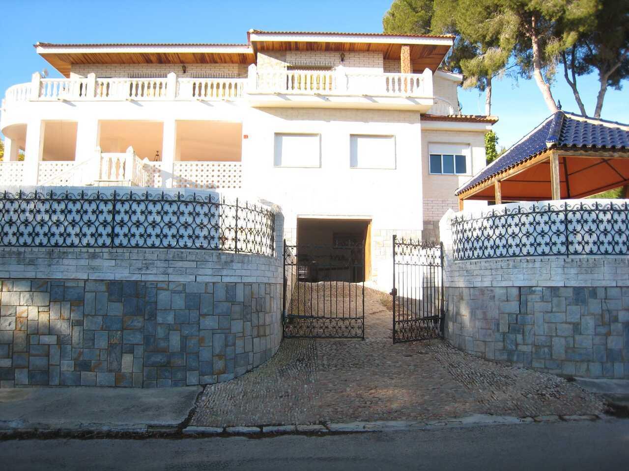 Villa en Venta en Orihuela
