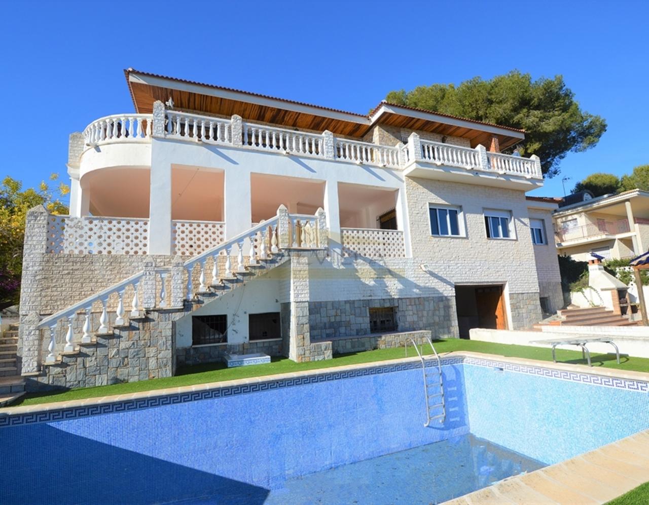 Villa en Venta en Orihuela