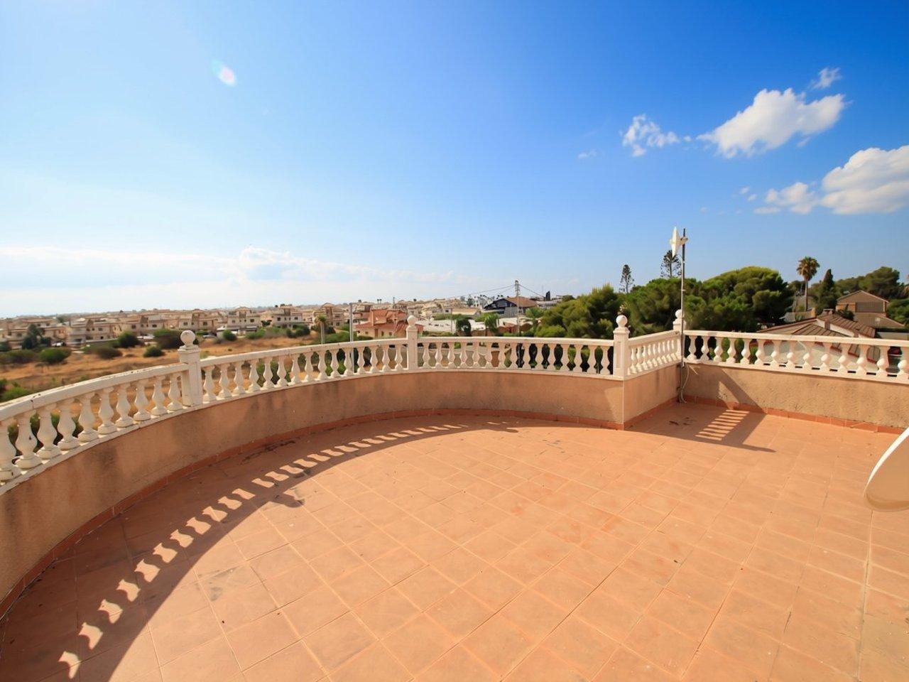 Villa en Venta en Orihuela