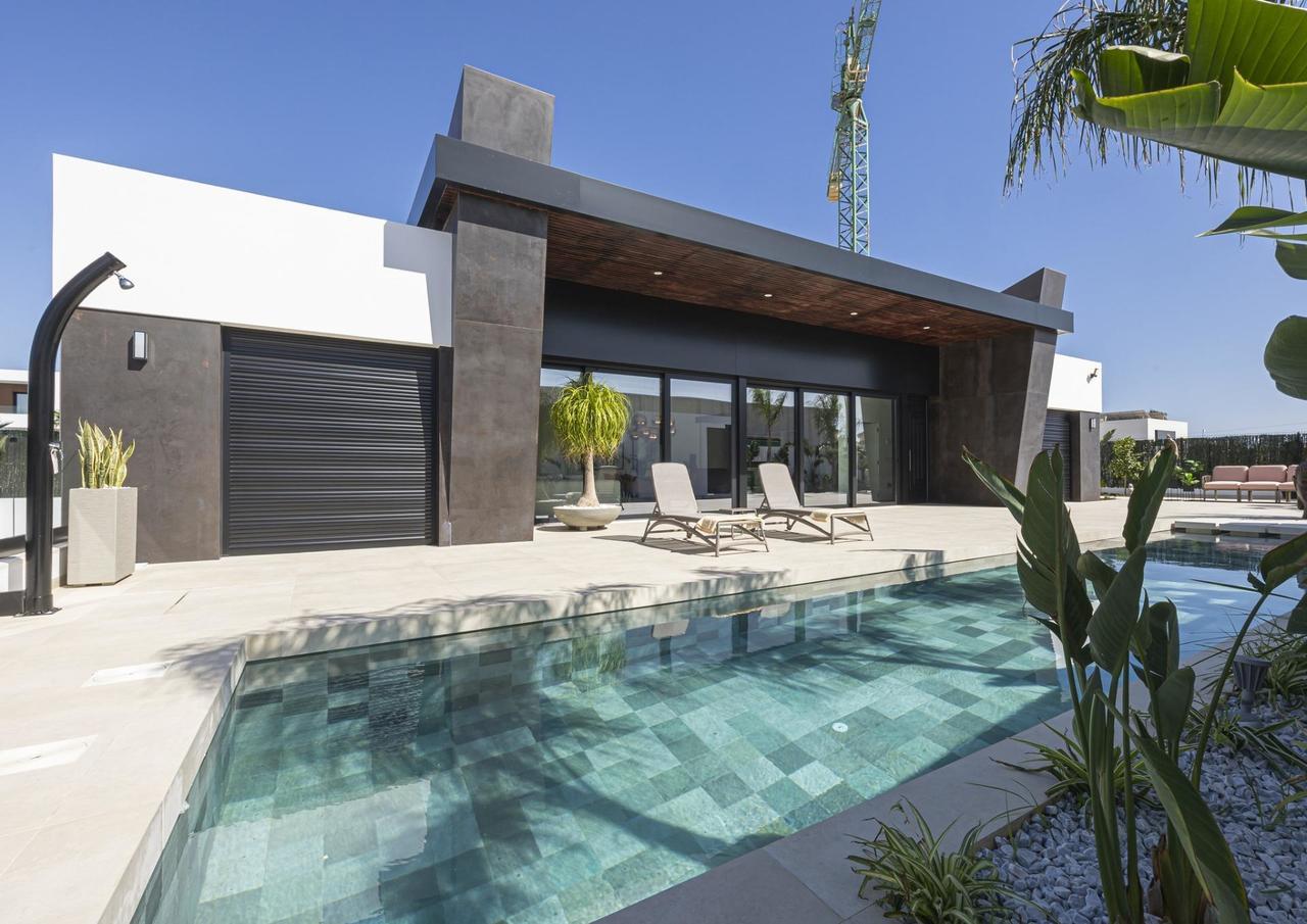 Villa for Sale in Rojales