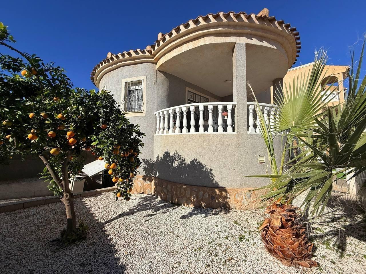 Villa en Venta en Orihuela