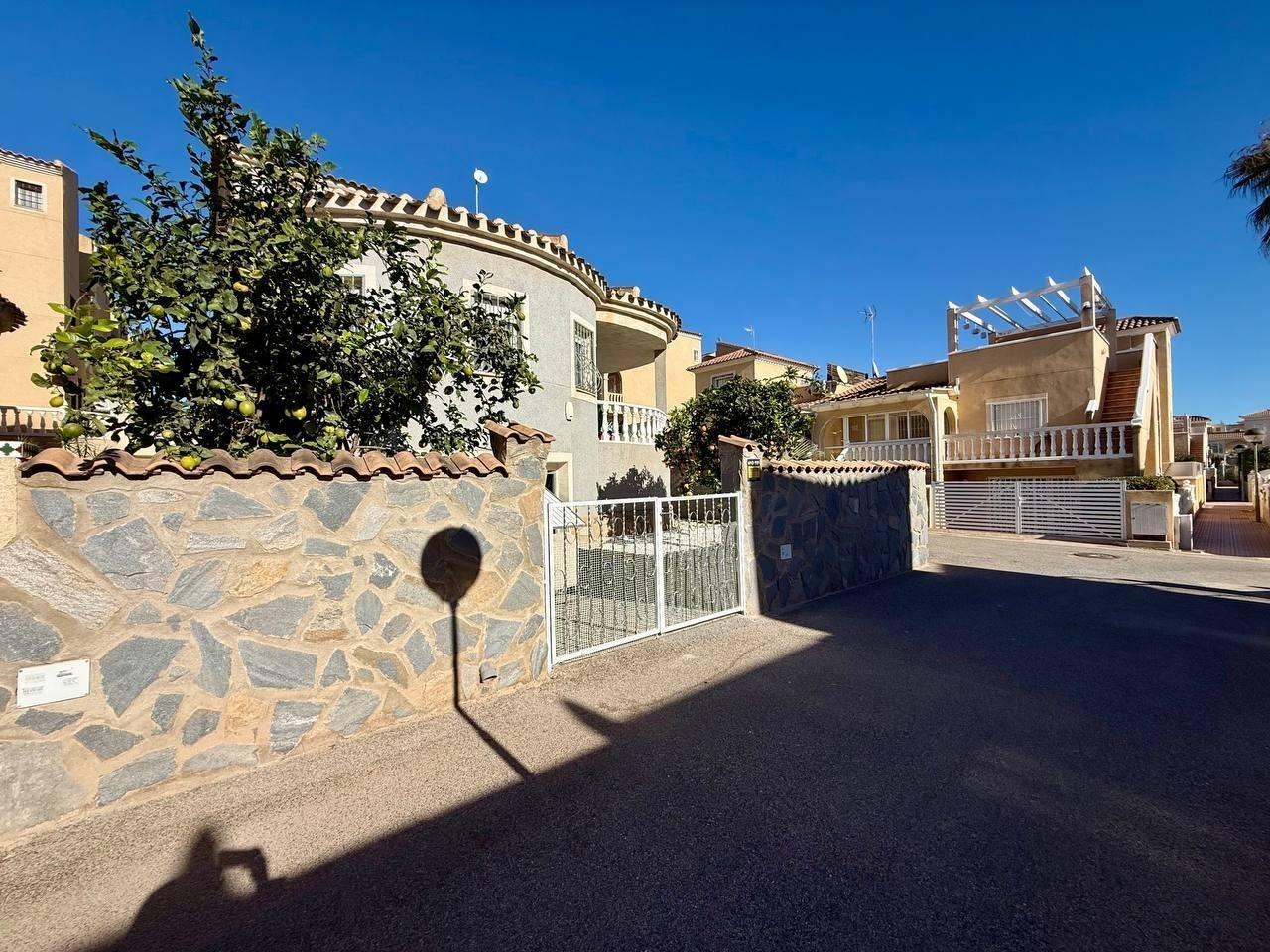 Villa en Venta en Orihuela