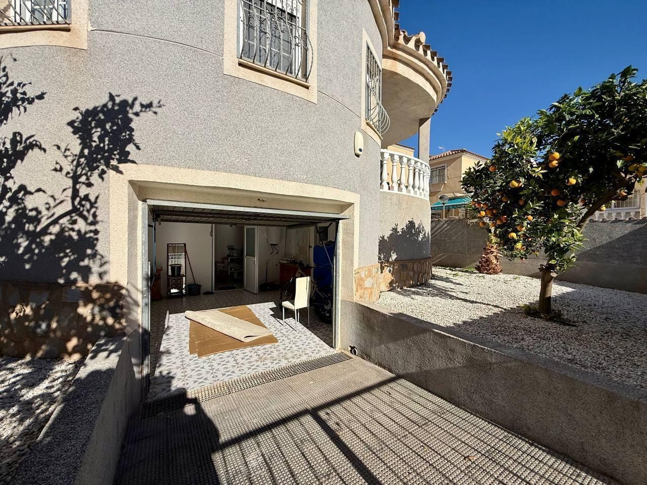 Villa en Venta en Orihuela