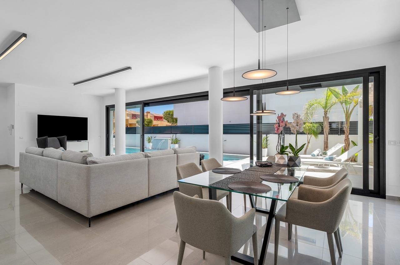 Villa en Venta en Guardamar del Segura