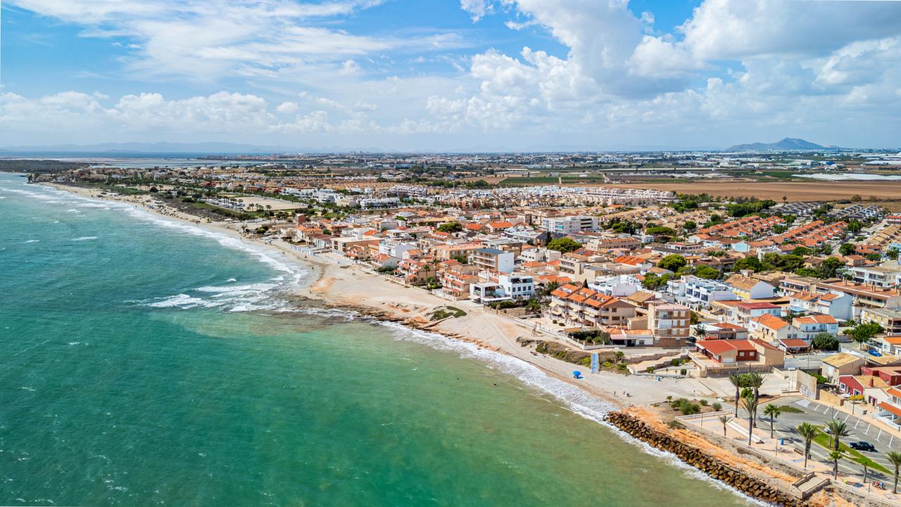 Villa en Venta en Pilar de la Horadada