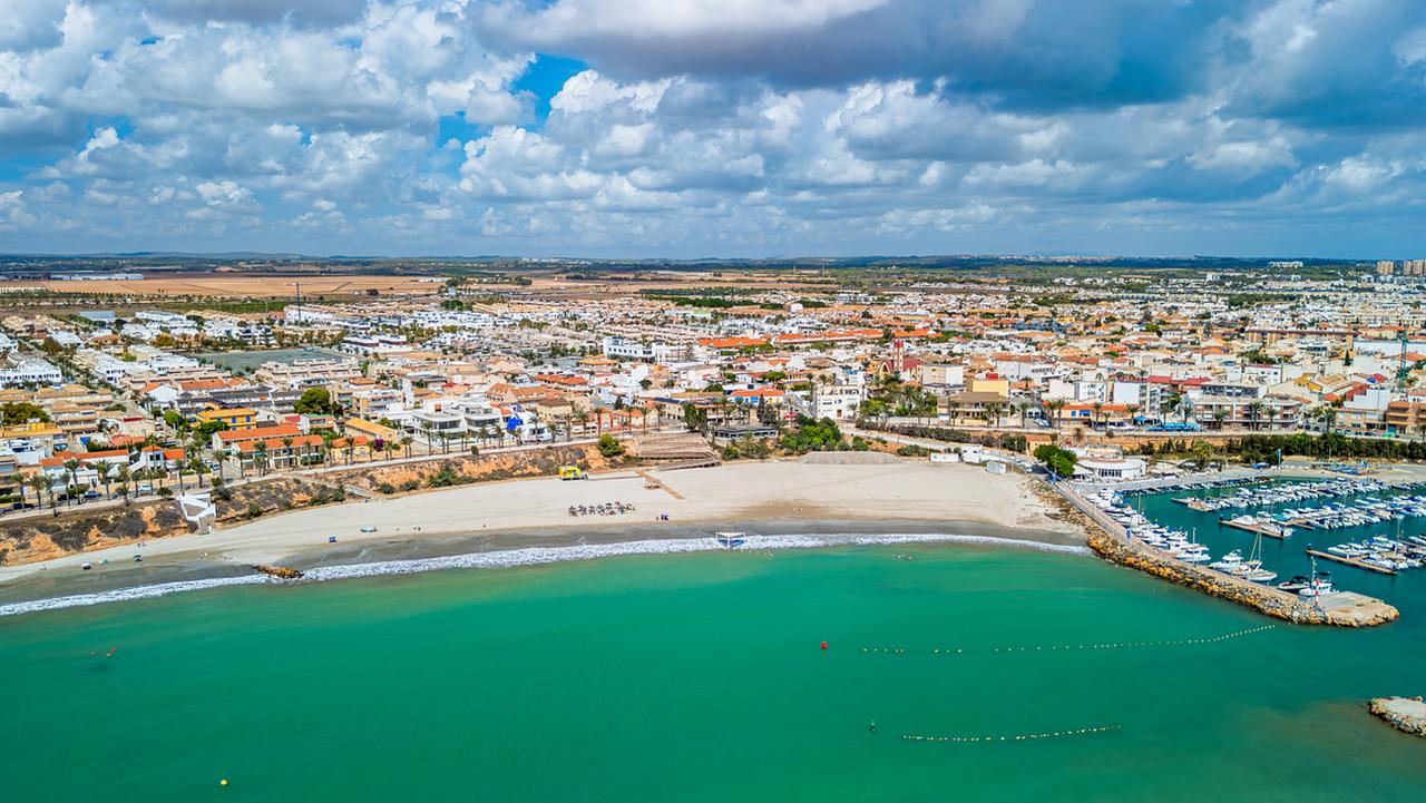 Villa en Venta en Pilar de la Horadada