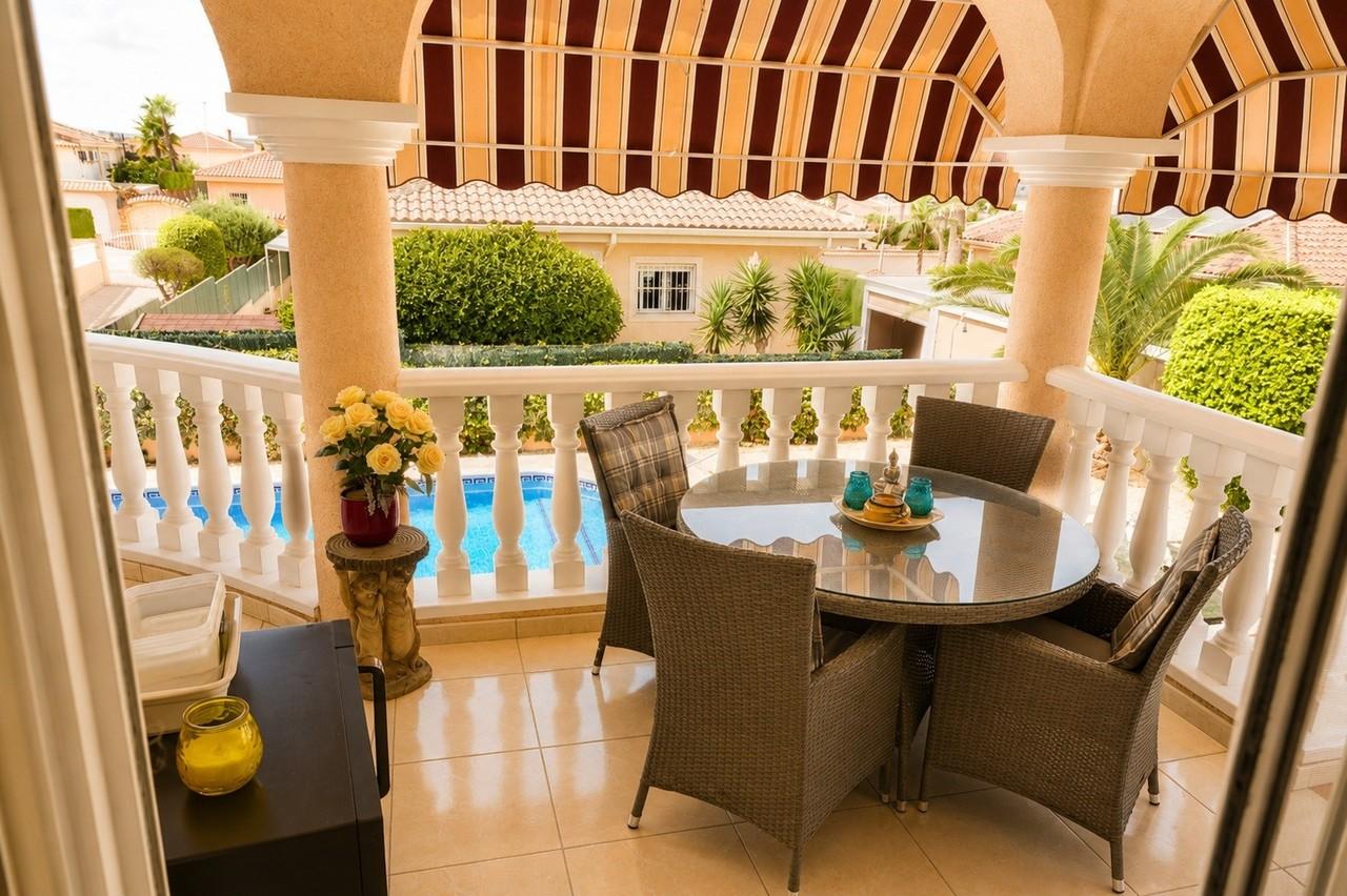Villa en Venta en Rojales