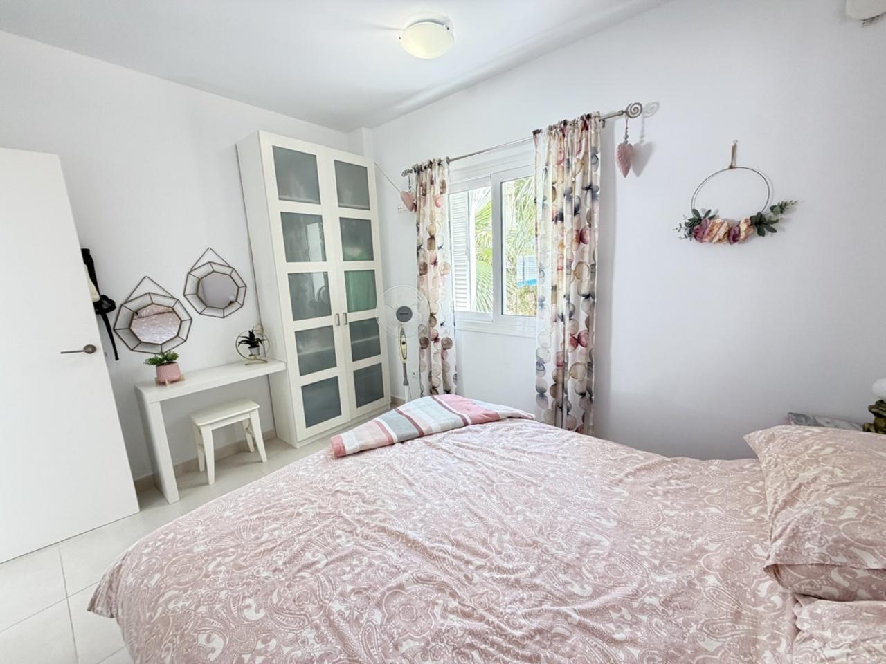 Villa en Venta en Pilar de la Horadada