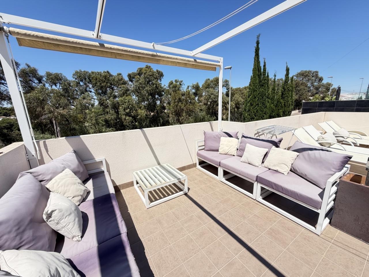 Villa en Venta en Pilar de la Horadada
