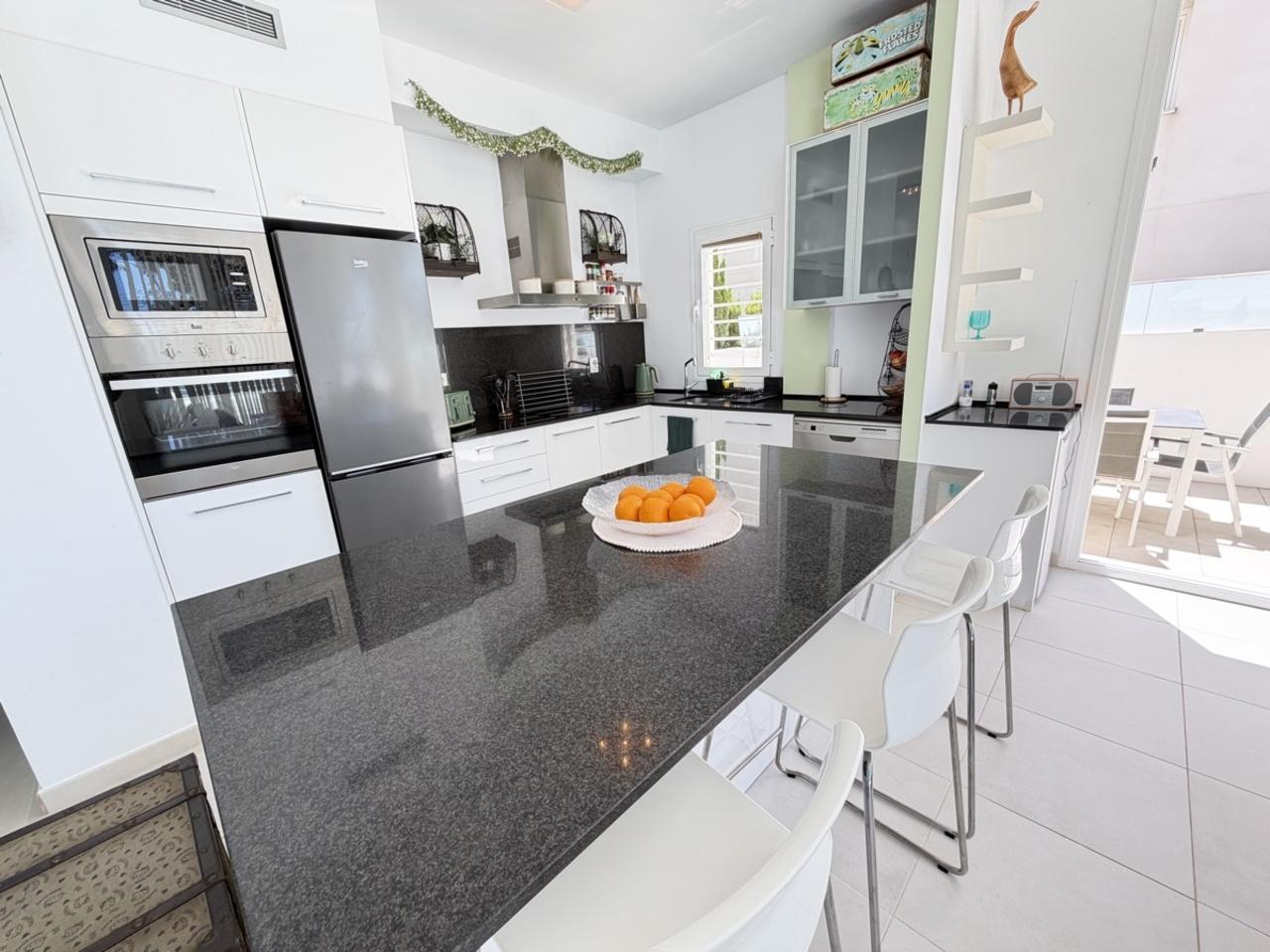 Villa en Venta en Pilar de la Horadada