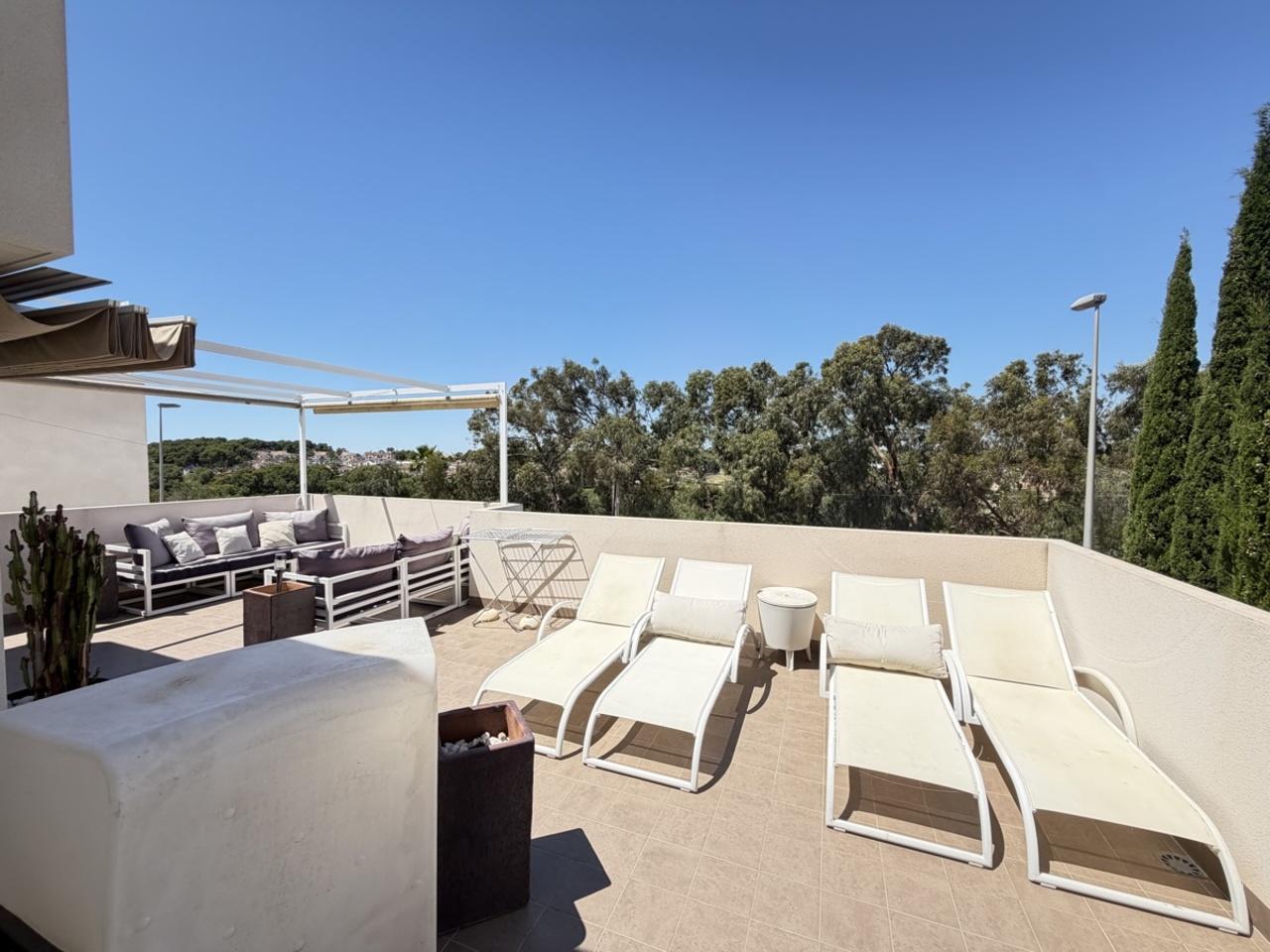Villa en Venta en Pilar de la Horadada