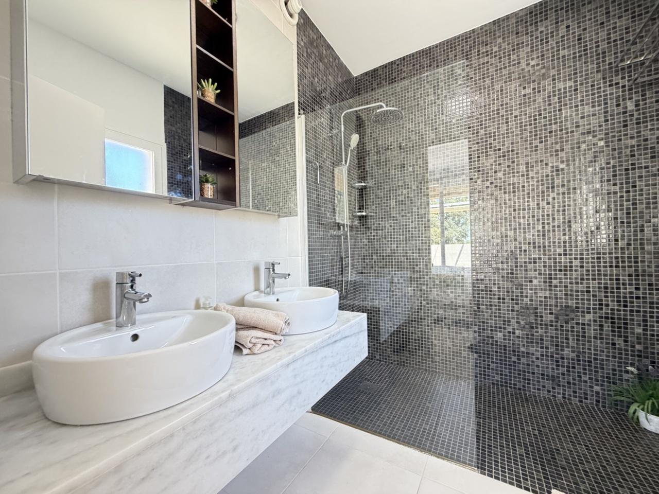 Villa en Venta en Pilar de la Horadada