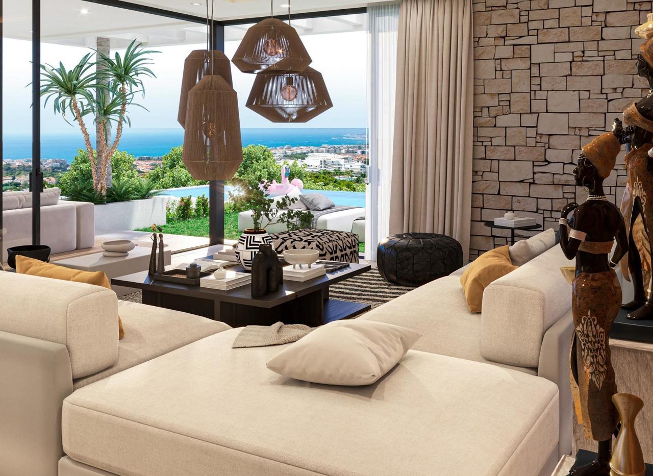 Villa for Sale in Benalmádena