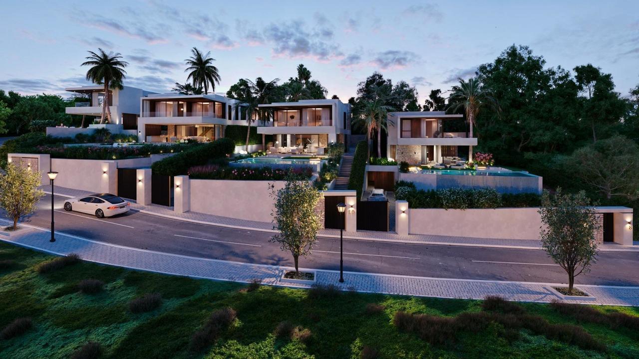 Villa for Sale in Benalmádena