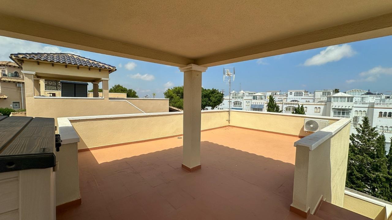 Villa en Venta en Orihuela