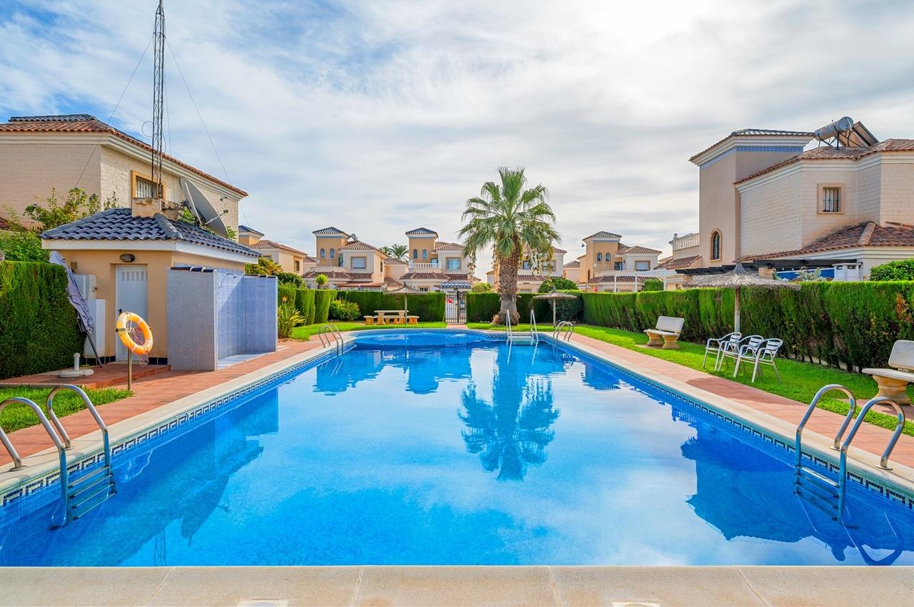 Villa en Venta en Guardamar del Segura