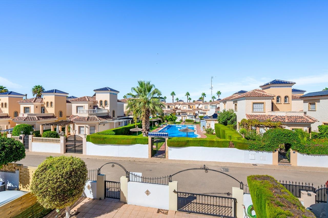 Villa en Venta en Guardamar del Segura