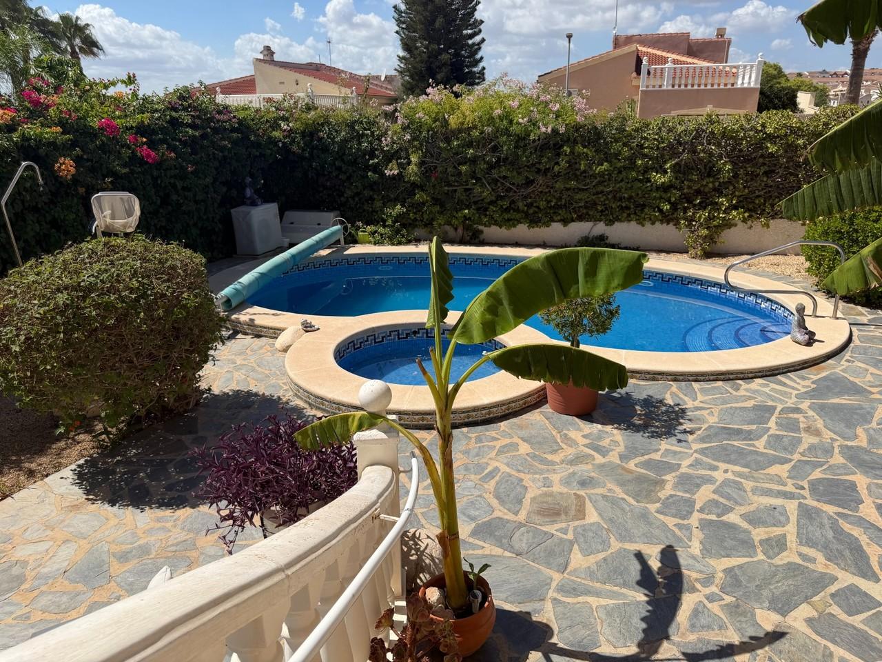 Villa en Venta en Rojales