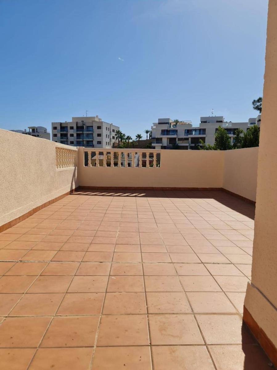 Villa en Venta en Orihuela